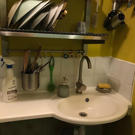 Cozy Condo For Up To 3 Travellers, With Kitchen And Bath Riga Buitenkant foto
